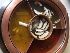 -滇釜火锅·能喝汤的火锅(车公庄店)