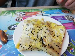 特色金枪鱼煎饼-亮马河饭店翠雅咖啡厅