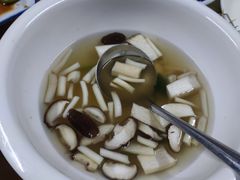 -芦茨金富饭庄·25年老字号·专做稻草鸡