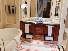 -广州富力丽思卡尔顿酒店