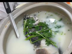 -天乐农家鱼头王(天目湖店)