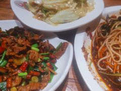 -老滇山寨•云南特色菜•地方菜•民族风情歌舞表演(金碧店)