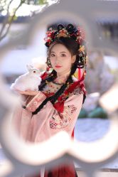 -梦回汉唐汉服旗袍体验馆(拙政园店)