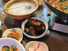 -富正毅三下锅·湘西韵味(天门山索道店)