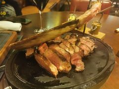 -恰餐厅及酒吧 CHAR Bar & Grill (北京丽都皇冠假日店)