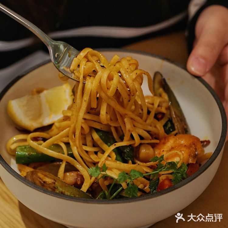 广州新店|花园式餐厅gaga入驻高德置地啦!