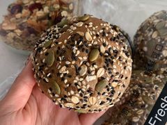 -执茶识麦(万达华府店)