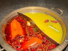 -小天鹅火锅·一线江景洪鼎旗舰店(洪崖洞店)