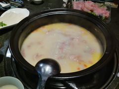 -大匠工房古船木艺术餐厅·猪肚鸡专门店(长白仙岛店)