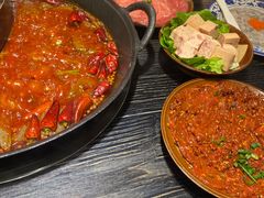 -冯校长老火锅(中联广场店)