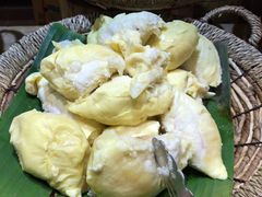 -雍和会海鲜姿造自助(湖东路店)