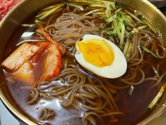 -围炉肉舍丹东海鲜烤肉·烤活鳗(步行街店)