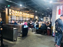 -红九格老火锅(三峡广场店)
