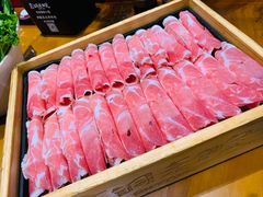 精选呼伦贝尔小羔羊肉卷-古铜老院铜锅涮肉·清真(双井店)