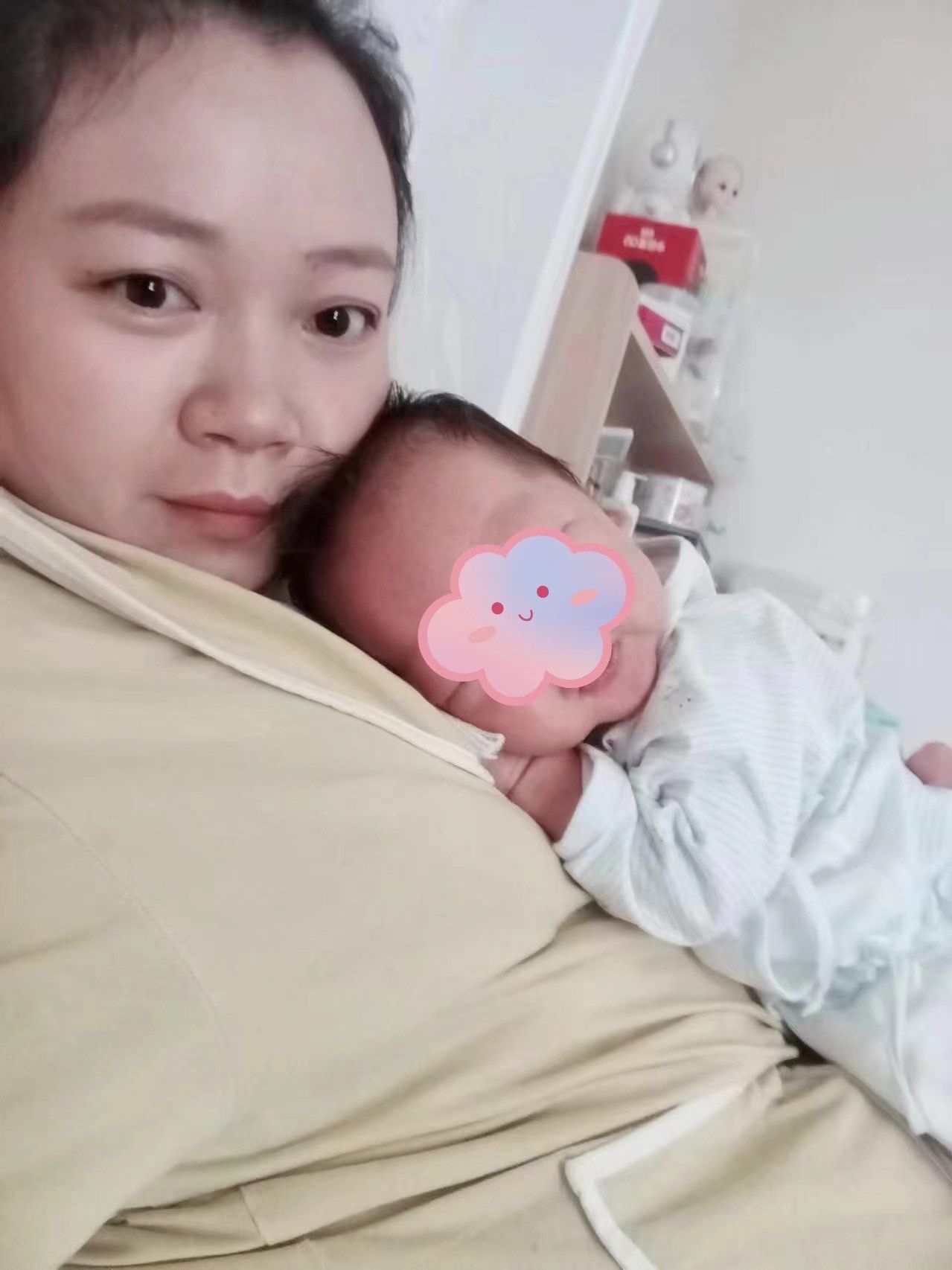 我的月嫂黄美娜黄姐,真的特别好,42天的