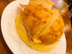 Big&nbsp;men菠萝包-澳门陈光记烧味饭店(南京德基广场店)