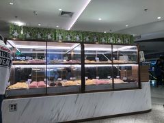 面包甜点陈列柜-奈雪的茶(新天地广场PRO店)