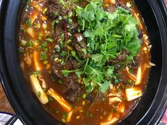 羊肉锅仔-八张桌子(老店)