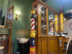 -小戈男士复古理发馆barber shop