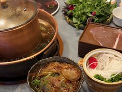 -慢丽江·云南野生菌土鸡锅(付家庄店)