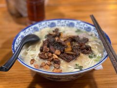 -何太太馄饨面铺(大浒东苑店)
