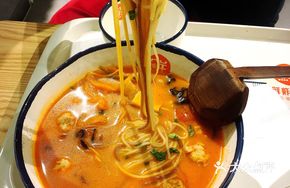 Tomato Meatball Noodles