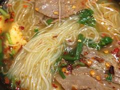 油豆腐牛肉粉丝汤-小杨生煎(湟普汇店)