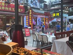 -刘姐啤酒鱼民族演艺餐厅(西街总店)