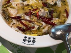 -渔语鱼酸菜鱼新川菜(来福士店)