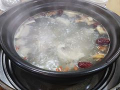 -濠轩阁特色生蚝火锅(水湾路店)