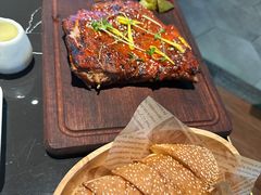 -DEEP·深美式餐吧(五棵松华熙LIVE店)