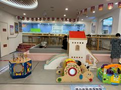 -龙格亲子游泳·水育早教运动中心(上虞钱江中心)