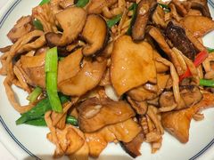 -龍聚祥烧麦馆(万达店)