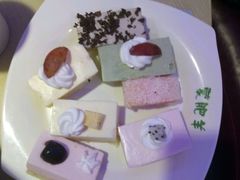 -蒙肥羊·酸汤潮牛·鲜牛肉火锅烤肉自助(岗顶店)