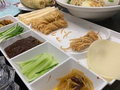 -香山湖家家宴(中山陵店)