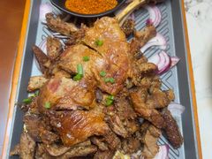 传统烤羊腿-大汗行宫园林餐厅