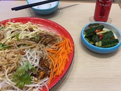 -灵芝妹子海鲜米线(凯德和平广场店)