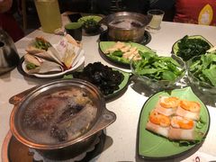 -一叶一世界·素食餐厅(锦华万达店)