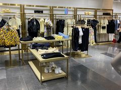 -URBAN REVIVO(济南世茂广场店)
