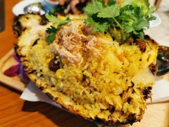 -Chom Cafe and Restaurant