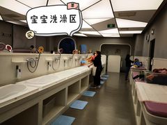 -龙格亲子游泳·水育早教运动中心(绿城店)