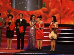 -南京奥林匹克体育中心-体育馆