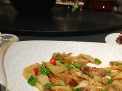 -千百味红餐厅·江西菜(绿地双子塔店)