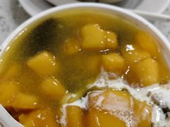芒果椰龟苓膏-芬芳甜品(同福路店)