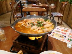 -老滇山寨•云南特色菜•地方菜•民族风情歌舞表演(金碧店)