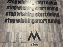 -M Stand(杭州萧山万象汇店)