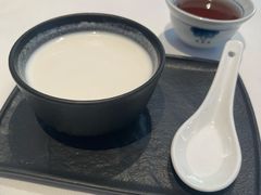 小妹生磨杏仁茶-侨美食家·40年地道粤菜(珠江新城店)