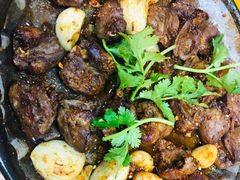 -老东镇啤酒屋海鲜加工·蒸汽海鲜·海鲜烧烤(台东店)