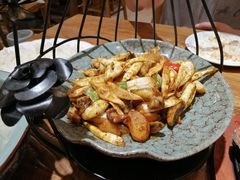 -东来菜馆•手抓海鲜家常菜•海鲜锅贴(鸽子窝店)