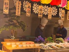 -朗丽兹自助餐厅